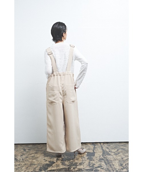 MUUNAA(ムウナ)の「ポリエステルツイルサロペットパンツ(サロペット/オーバーオール・レディース・ベージュ/ブラック・F)」の5枚目の写真