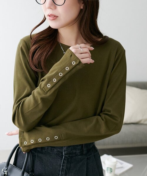 DISCOAT（ディスコート）の「リブ袖口ボタンロングスリーブ《WEB限定カラーあり》（Tシャツ/カットソー・レディース・グレー/ブラック/ライトグレー/ブラウン/ネイビー/レッド/アイボリー/モカ/カーキ・FREE）」の20枚目の写真