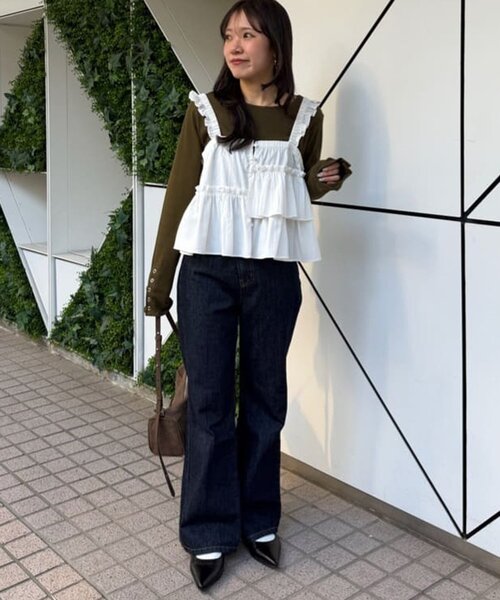 DISCOAT（ディスコート）の「リブ袖口ボタンロングスリーブ《WEB限定カラーあり》（Tシャツ/カットソー・レディース・グレー/ブラック/ライトグレー/ブラウン/ネイビー/レッド/アイボリー/モカ/カーキ・FREE）」の11枚目の写真