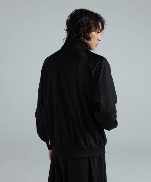 Y-3（ワイスリー）の「Y-3 BASKETBALL  TRACK TOP（ジャージ・メンズ・ブラック×ホワイト・XX-SMALL/X-LARGE/LARGE/MEDIUM/SMALL/X-SMALL）」の3枚目の写真