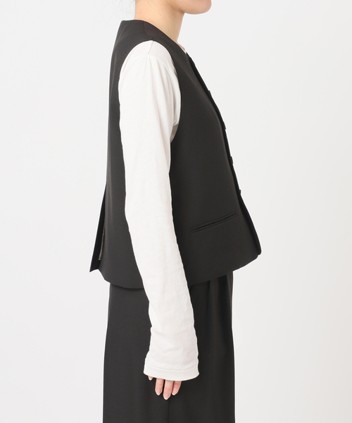 OUTDOOR PRODUCTS（アウトドアプロダクツ）の「WEB・横浜店限定カラーありORDINARY コンパクトベスト（その他アウター・レディース・ベージュ/ブラック/チャコールグレー・FREE）」の9枚目の写真