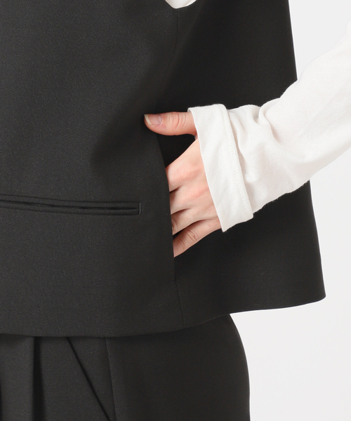 OUTDOOR PRODUCTS（アウトドアプロダクツ）の「WEB・横浜店限定カラーありORDINARY コンパクトベスト（その他アウター・レディース・ベージュ/ブラック/チャコールグレー・FREE）」の11枚目の写真