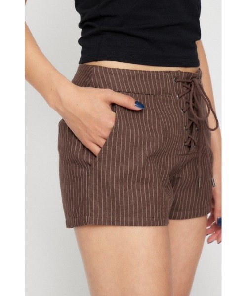 LAGUA GEM（ラグアジェム）の「STRIPE LACE UP ショートパンツ（その他パンツ・レディース・ブラック/ホワイト/ブラウン・X-SMALL/SMALL/MEDIUM）」の22枚目の写真