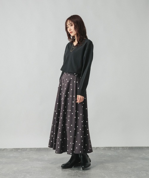 GLOBAL WORK（グローバルワーク）の「ドライタッチVネックプルオーバー長袖/634083（ニット/セーター・レディース・ブラック/アイボリー/レッド系4/ライトグレー/グリーン系3/ライトイエロー/ブラウン/ライトピンク・MEDIUM/LARGE）」の10枚目の写真