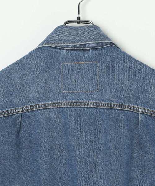 Levi's(リーバイス)の「【Levi's(リーバイス)】TYPE 1 TRUCKER(デニムジャケット・メンズ・インディゴブルー・MEDIUM)」の12枚目の写真