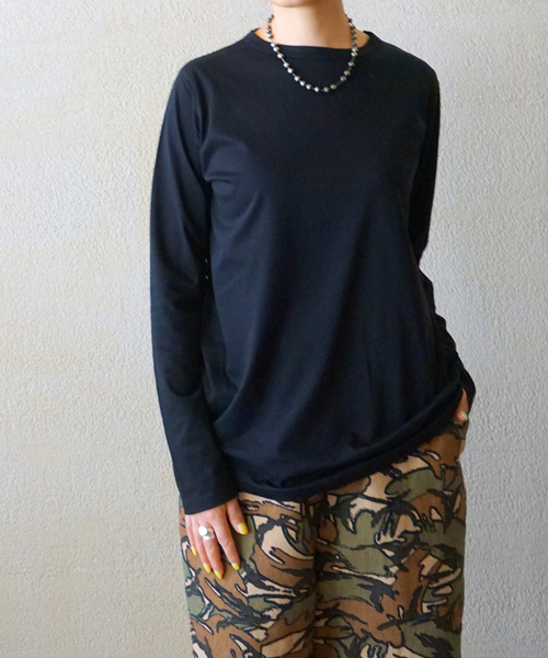 JOURNAL STANDARD LUXE(ジャーナルスタンダード ラックス)の「スパイラルジャージプルオーバー(Tシャツ/カットソー・レディース・ホワイト/ブラック・MEDIUM/SMALL)」の4枚目の写真