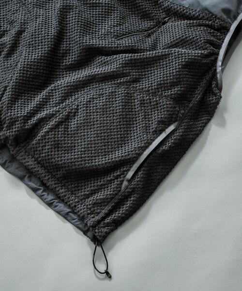 EKAL(エカル)の「OCTA VEST(ベスト・メンズ・ブラック/グレー・X-LARGE/LARGE)」の5枚目の写真