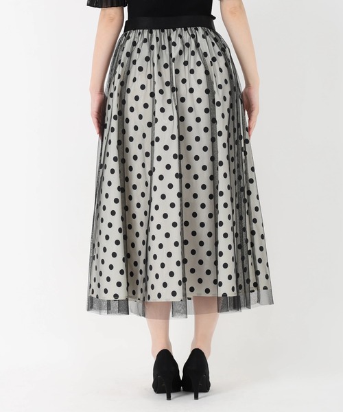 STRAWBERRY-FIELDS（ストロベリーフィールズ）の「ドットタフタオンチュール_チュールレイヤードドットスカート（スカート・レディース・ホワイト×ブラック・2）」の5枚目の写真