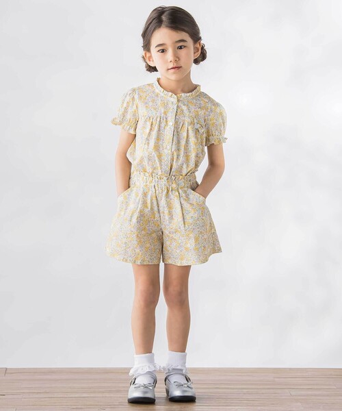BeBe Petits Pois Vert（ベベプチポワヴェール）の「【店舗限定】花柄ブラウス＋ショートパンツセットアップ(95～150㎝)（セットアップ・キッズ・イエロー系その他/ピンク系その他・95cm/150cm/120cm/130cm/140cm/110cm/100cm）」の6枚目の写真