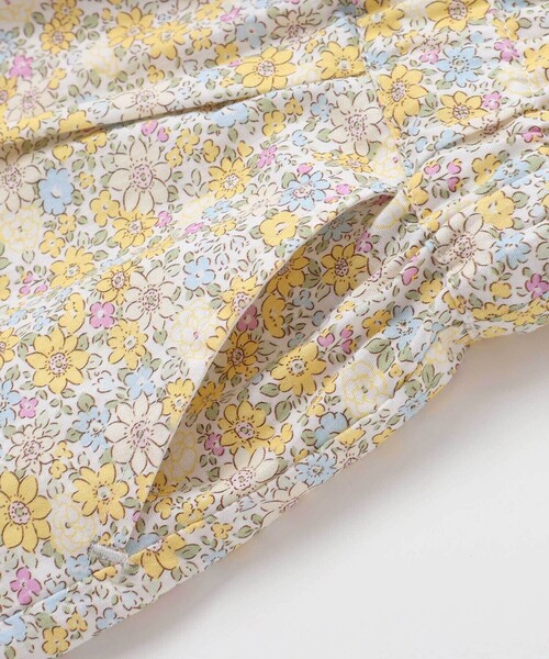 BeBe Petits Pois Vert(ベベプチポワヴェール)の「【店舗限定】花柄ブラウス+ショートパンツセットアップ(95~150㎝)(セットアップ・キッズ・イエロー系その他/ピンク系その他・95cm/150cm/120cm/130cm/140cm/110cm/100cm)」の22枚目の写真