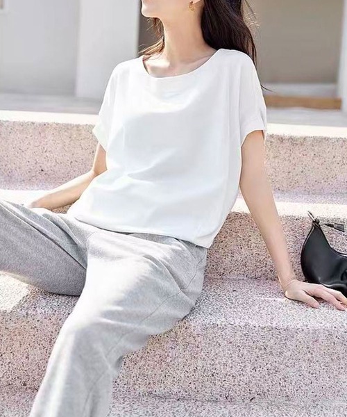 LOWO(ロワ)の「ドルマンスリーブ Tシャツ カットソー 半袖(Tシャツ/カットソー・レディース・チャコールグレー/ブラック/ベージュ/ホワイト・FREE)」の16枚目の写真