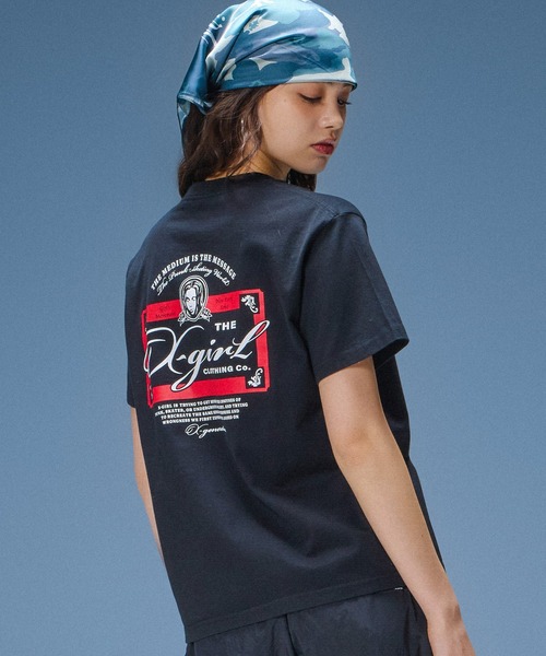 X-girl(エックスガール)の「FACE RED LABEL S/S TEE(Tシャツ/カットソー・レディース・ブラック/ホワイト/ベージュ・S/M/L)」の4枚目の写真