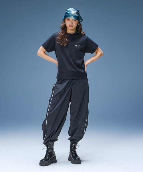 X-girl(エックスガール)の「FACE RED LABEL S/S TEE(Tシャツ/カットソー・レディース・ブラック/ホワイト/ベージュ・S/M/L)」の7枚目の写真