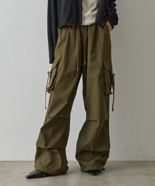 goocy(グーシー)の「イージーカーゴパンツ(その他パンツ・レディース・ブラック/チャコールグレー/カーキ/ホワイト・FREE)」の4枚目の写真
