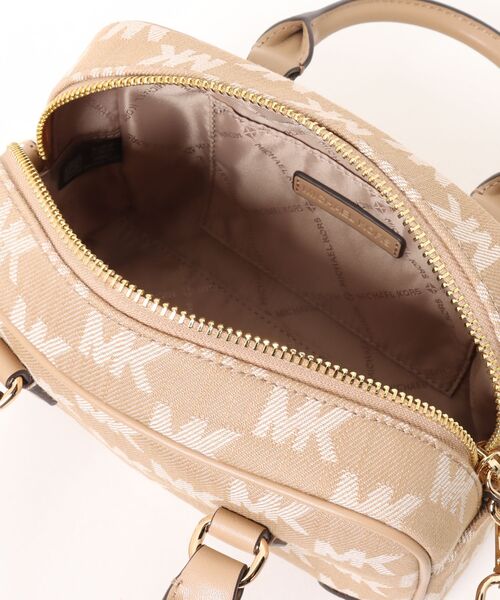 MICHAEL KORS（マイケルコース）の「THOMPSON XS SATCHEL XBODY Crossbody（ショルダーバッグ・レディース・キャメル・FREE）」の4枚目の写真