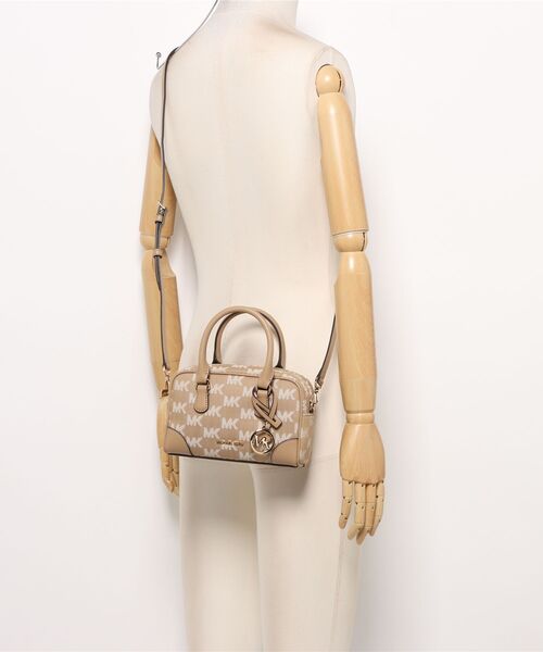 MICHAEL KORS（マイケルコース）の「THOMPSON XS SATCHEL XBODY Crossbody（ショルダーバッグ・レディース・キャメル・FREE）」の5枚目の写真