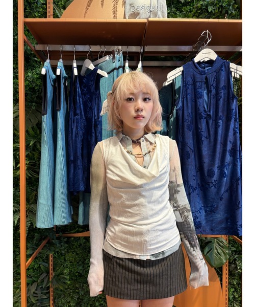 Desigual(デシグアル)の「カウルネックネックレス付きノースリーブ(Tシャツ/カットソー・レディース・ホワイト・XS/S/M/L/XL)」の3枚目の写真