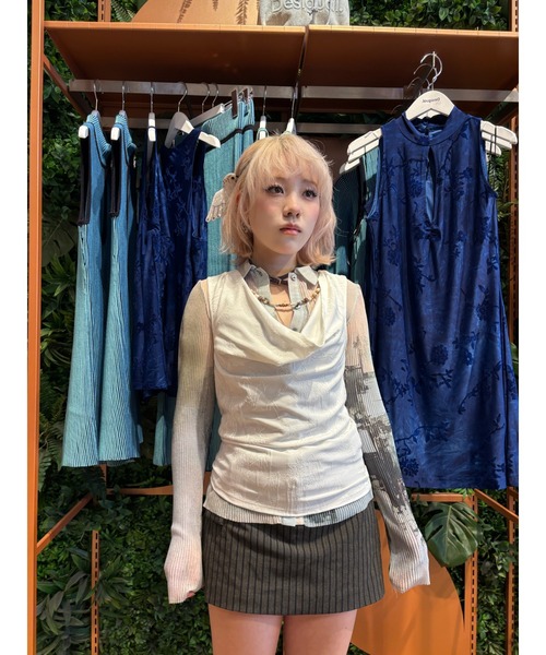 Desigual(デシグアル)の「カウルネックネックレス付きノースリーブ(Tシャツ/カットソー・レディース・ホワイト・XS/S/M/L/XL)」の4枚目の写真
