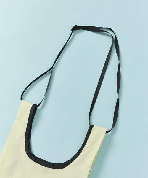 FREAK'S STORE（フリークスストア）の「COJI-COJI × SAUVENIR × FREAK'S STORE/コジコジ × サウベニア × フリークスストア 別注 オールナイトサウナ タオル メッシュバッグセット（ショルダーバッグ・メンズ・レモンイエロー/サックスブルー・ONE SIZE）」の4枚目の写真