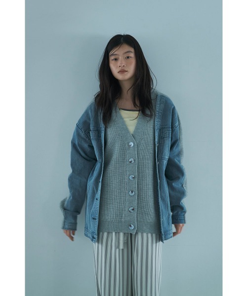 marjour（マージュール）の「LAYERED DENIM KNIT CARDIGAN（カーディガン/ボレロ・レディース・ブラック/グレー・M）」の5枚目の写真