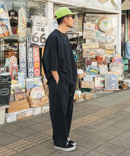 URBAN RESEARCH（アーバンリサーチ）の「Wide Dad　BREEZY TECH EASY PANTS（その他パンツ・メンズ・ブラック/ネイビー・1/2）」の8枚目の写真