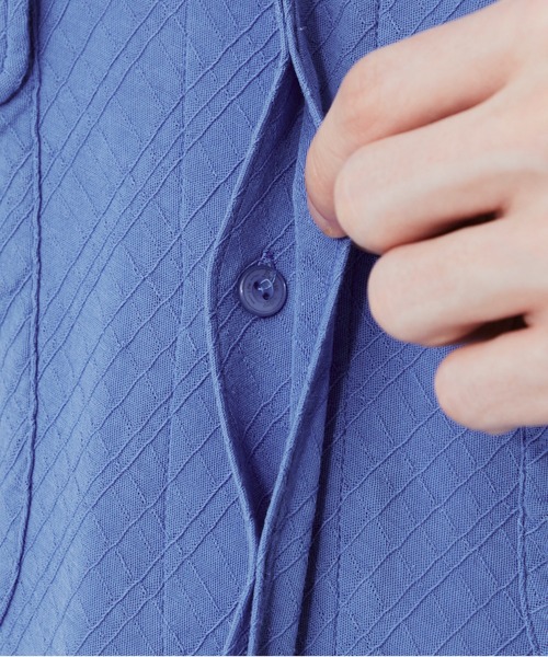 PUBLIC TOKYO（パブリックトウキョウ）の「【P.T】High-gauge jacquard Pk Shirts /ウォッシャブル/コットン100%/夏服/伸縮性/日本製（シャツ/ブラウス・メンズ・サックスブルー/ダークグレー/セージグリーン・S/M）」の19枚目の写真