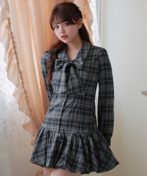 Anely（アネリー）の「Anely チェック柄 ボウタイリボン ティアード ミニワンピース（ワンピース・レディース・ブラウン/ブラック・FREE）」の2枚目の写真