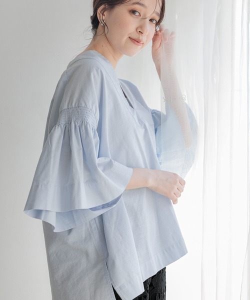 studio CLIP(スタディオクリップ)の「コットンリネン袖ギャザーVネックブラウス(Tシャツ/カットソー・レディース・クリーム/ライトブルー/オレンジ・FREE)」の14枚目の写真