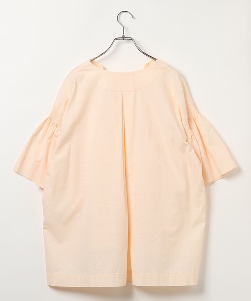 studio CLIP(スタディオクリップ)の「コットンリネン袖ギャザーVネックブラウス(Tシャツ/カットソー・レディース・クリーム/ライトブルー/オレンジ・FREE)」の20枚目の写真