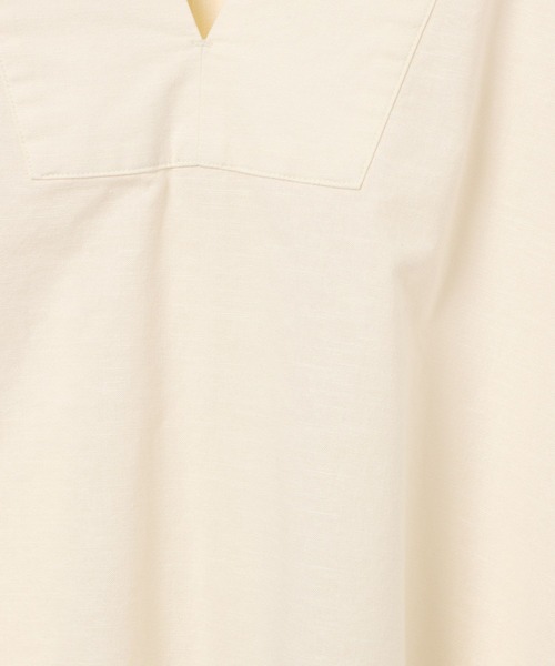 studio CLIP(スタディオクリップ)の「コットンリネン袖ギャザーVネックブラウス(Tシャツ/カットソー・レディース・クリーム/ライトブルー/オレンジ・FREE)」の6枚目の写真