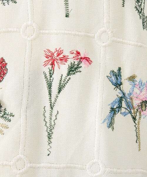 Revo.(レボ)の「【Revo. / レヴォ】TH-4085 フラワーエンブロイダリー 刺繍 半袖シャツ / ユニセックス(シャツ/ブラウス・メンズ・アイボリー/ブラック・フリー)」の8枚目の写真