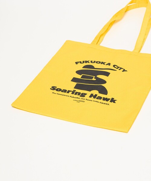 green label relaxing(グリーンレーベルリラクシング)の「【別注】<SoftBank HAWKS> アートプリントトートバッグ(トートバッグ・メンズ・ナチュラル/ブラック/イエロー・FREE)」の8枚目の写真