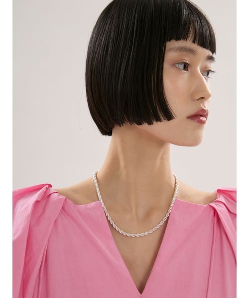 emmi（エミ）の「ねじりチェーンネックレス（ネックレス・レディース・シルバー/ゴールド・F）」の5枚目の写真