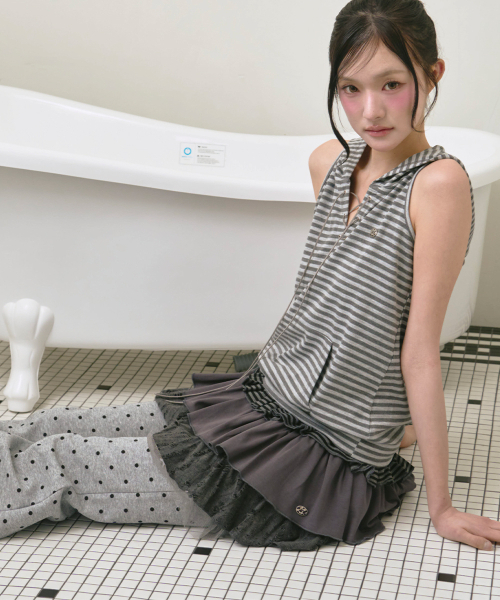 THE GREEN LAB（ザグリーンラボ）の「スタシフォンSTティアードミニスカート[チャコールグレー]（スカート・レディース・その他・FREE）」の3枚目の写真