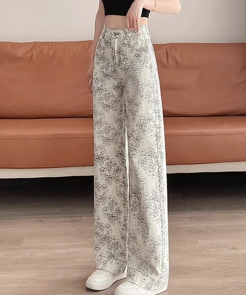 L LABEL（エルラベル）の「フラワープリントセミワイドデニムパンツ（デニムパンツ・レディース・ホワイト・M-L/S-M）」の6枚目の写真
