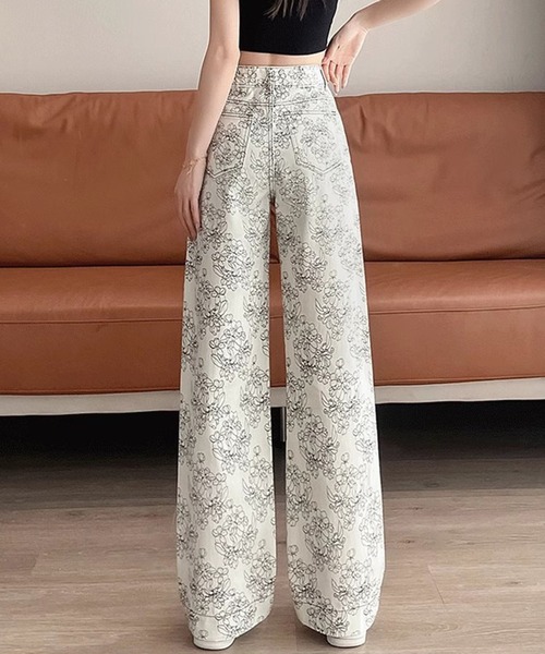 L LABEL（エルラベル）の「フラワープリントセミワイドデニムパンツ（デニムパンツ・レディース・ホワイト・M-L/S-M）」の7枚目の写真