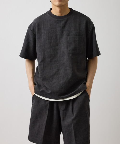 le cercle ADAM ET ROPE'（ルセルクルアダムエロペ）の「メランジサーフェイスプルオーバー/セットアップ対応/イージーケア（Tシャツ/カットソー・メンズ・ダークブラウン/チャコールグレー・L/LL/M）」の18枚目の写真