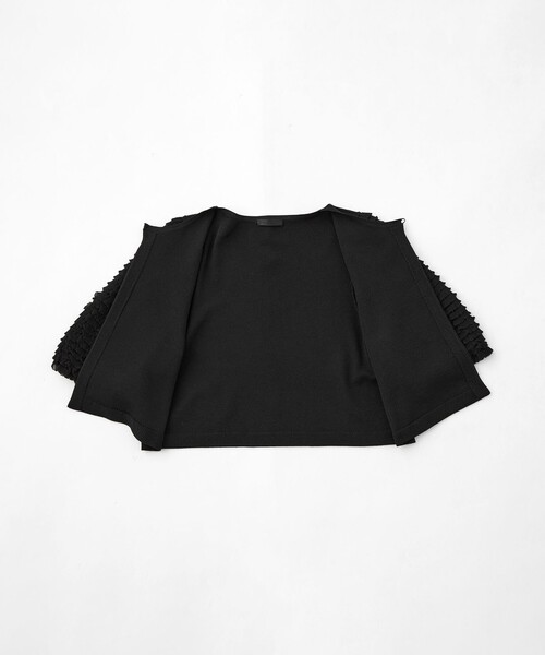 TO BE CHIC（トゥー ビー シック）の「シアーフリルスリーブ ニットカーディガン（カーディガン/ボレロ・レディース・ピンク系その他2/ブラック・40）」の9枚目の写真