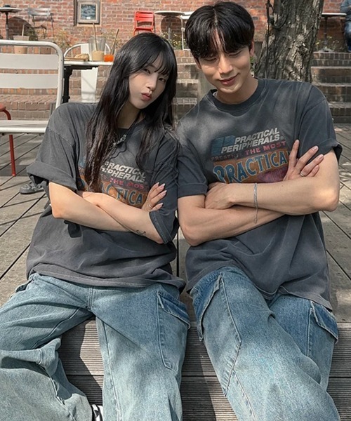 NOWLE(ノウル)の「【NOWLE】ピグメント加工 ヴィンテージライク グラフィックプリント 半袖 Tシャツ / ユニセックス(Tシャツ/カットソー・メンズ・グレー・SMALL/MEDIUM/LARGE/X-LARGE)」の4枚目の写真