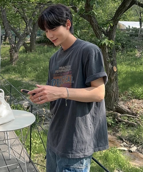 NOWLE(ノウル)の「【NOWLE】ピグメント加工 ヴィンテージライク グラフィックプリント 半袖 Tシャツ / ユニセックス(Tシャツ/カットソー・メンズ・グレー・SMALL/MEDIUM/LARGE/X-LARGE)」の19枚目の写真