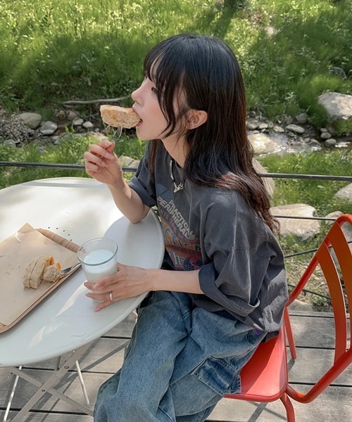 NOWLE(ノウル)の「【NOWLE】ピグメント加工 ヴィンテージライク グラフィックプリント 半袖 Tシャツ / ユニセックス(Tシャツ/カットソー・メンズ・グレー・SMALL/MEDIUM/LARGE/X-LARGE)」の16枚目の写真