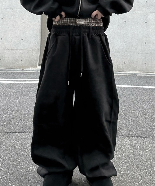 YACA（ヤーカ）の「Layered Sweat Pants/レイヤードスウェットパンツ（スウェットパンツ・レディース・ブラック/グレー・FREE）」の5枚目の写真