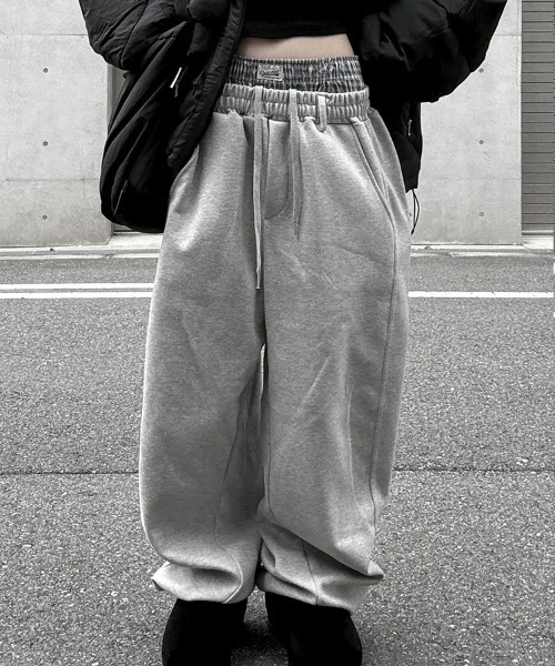 YACA（ヤーカ）の「Layered Sweat Pants/レイヤードスウェットパンツ（スウェットパンツ・レディース・ブラック/グレー・FREE）」の8枚目の写真