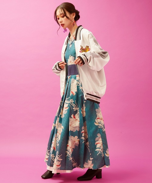 倭物やカヤ（ワモノヤカヤ）の「【中村杏子×倭物やカヤ】刺子ジャン 刺繍スーベニアジャケット（スカジャン・メンズ・スミクロ/ホワイト/レッド・FREE）」の6枚目の写真
