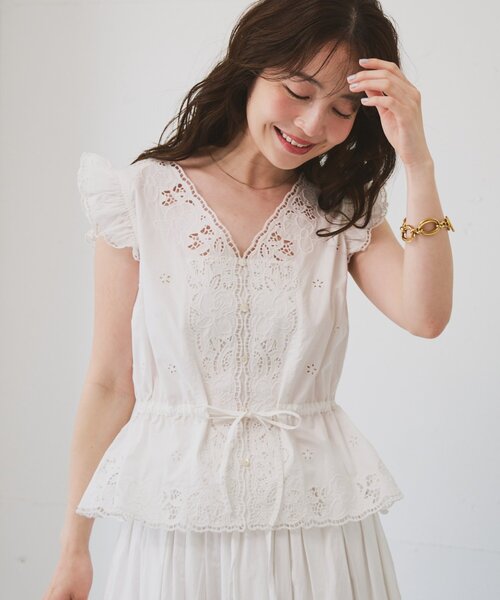 La boutique BonBon｜ラブティックボンボンのトップス（花柄