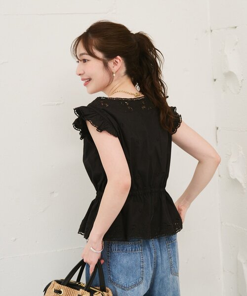 La boutique BonBon(ラブティックボンボン)の「【SETUP可・今すぐお届け】カットワークレースブラウス(シャツ/ブラウス・レディース・ホワイト/ブラック・FREE)」の21枚目の写真