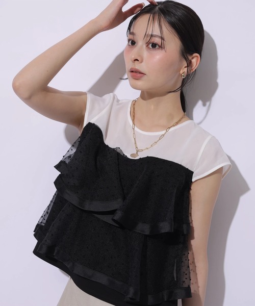 Apuweiser-riche（アプワイザーリッシェ）の「ティアードラッフルビスチェブラウス（シャツ/ブラウス・レディース・ホワイト/ブラック系その他2・2/1）」の3枚目の写真