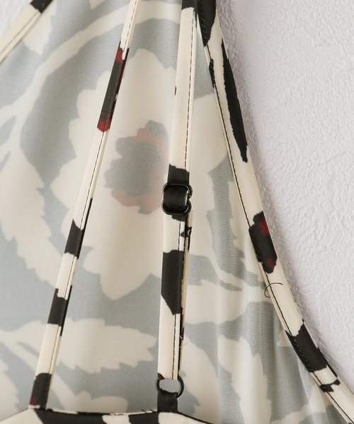 JOURNAL STANDARD(ジャーナルスタンダード)の「Multi Satin Pt Piping ワンピース(ワンピース・レディース・ブラック/ブラウン・FREE)」の6枚目の写真