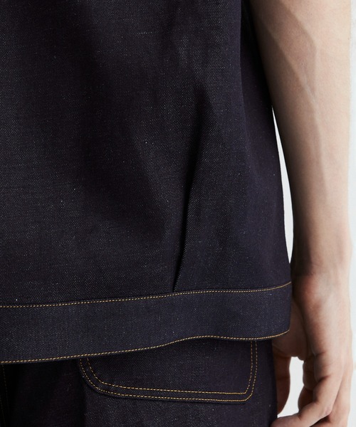 UNITED TOKYO(ユナイテッドトウキョウ)の「再入荷なし残りわずか【数量限定】9.5oz LINEN DENIM ワークシャツ S/S |リネン混/サマーデニム/防臭性/抗菌/抗酸化/梅雨対策/べた付き防止/ムレ防止(シャツ/ブラウス・メンズ・ブラック/ダークインディゴブルー/アイボリー・1/2)」の4枚目の写真