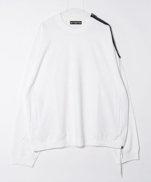 mastermind JAPAN(マスターマインド)の「SLEEVE LOGO CREWNECK(スウェット・メンズ・ブラック/レッド/ホワイト・XL)」の1枚目の写真